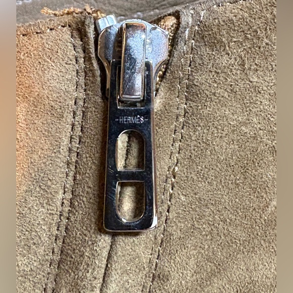 HERMÈS Brown Suede Kitten Heel Boots in Sz 37.5 - Picture 8 of 9
